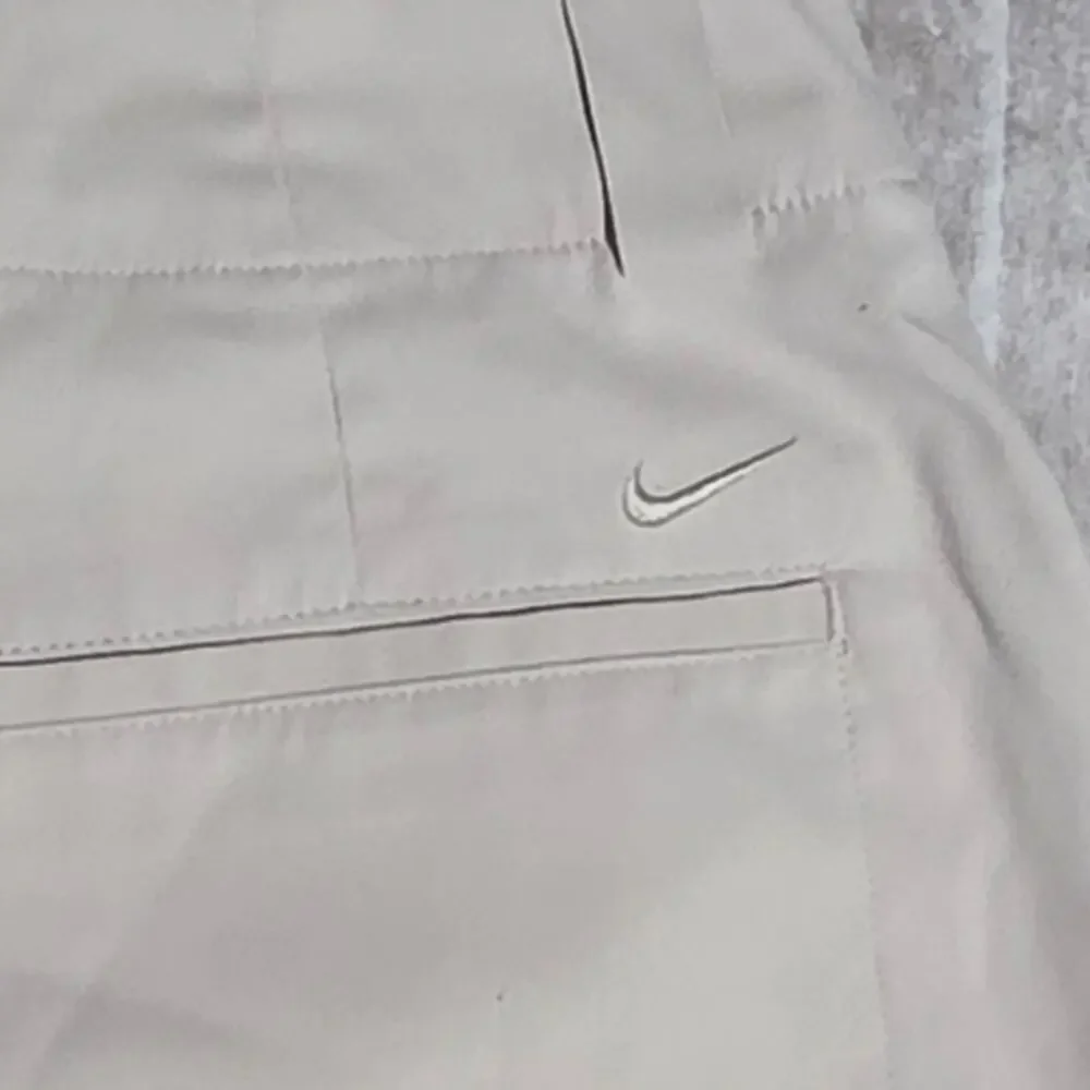 NIKE Women's Golf Skort Size Small